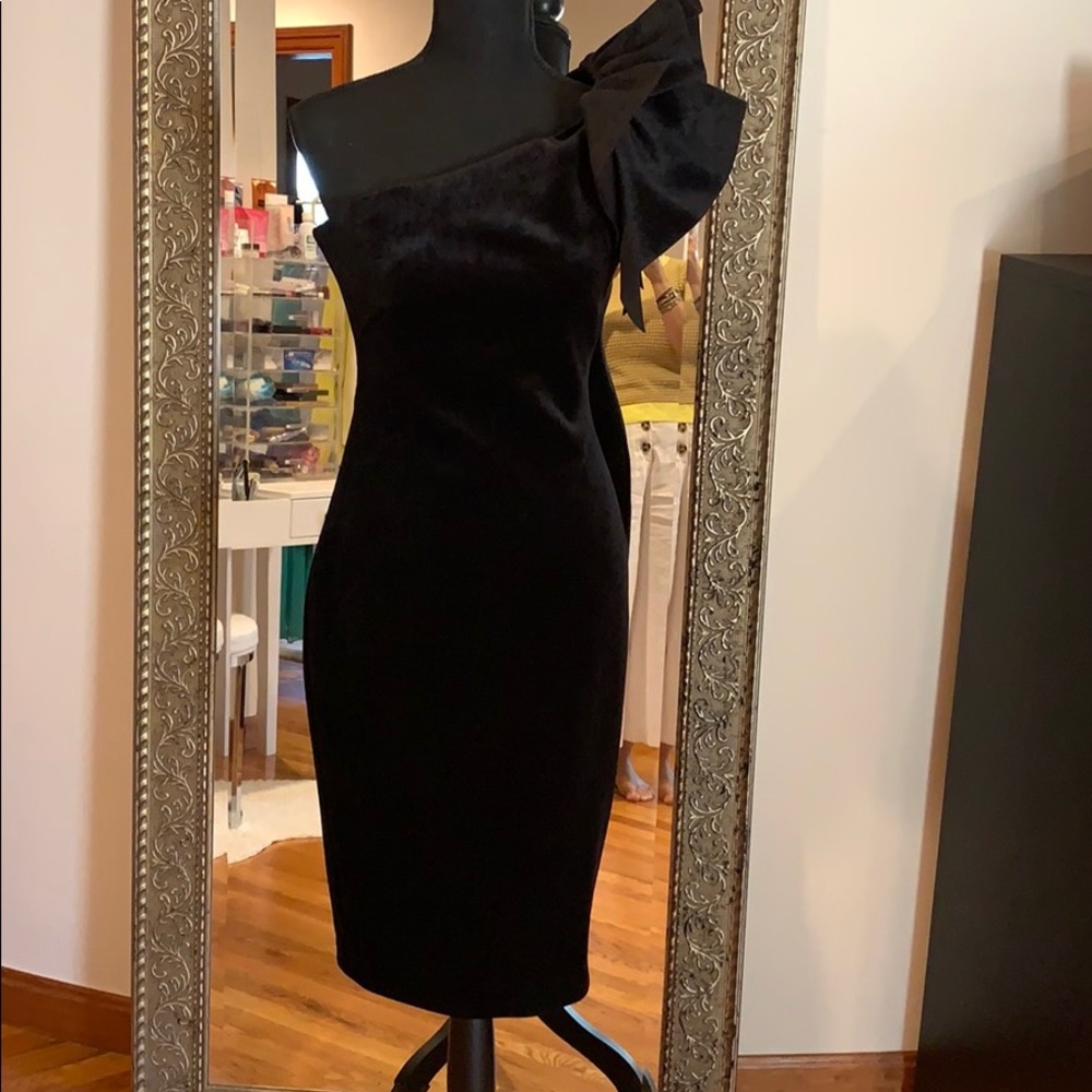 One shoulder cocktail dress